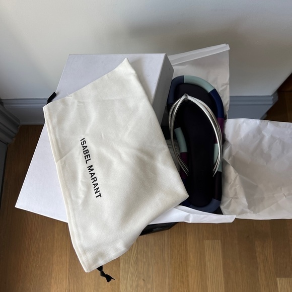 Isabel Marant Ecksa Thong Flip Flops - Picture 4 of 14